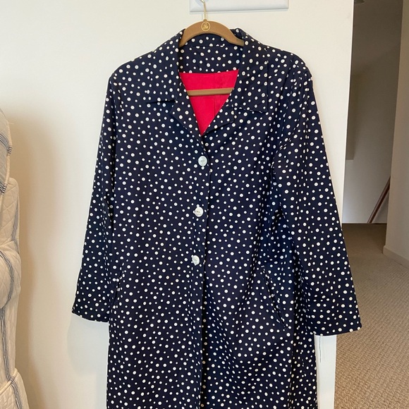 Navy Blue Polka Dot Button-Up Coat - Size 4 - Trench - Red Satin Lining - Picture 3 of 8